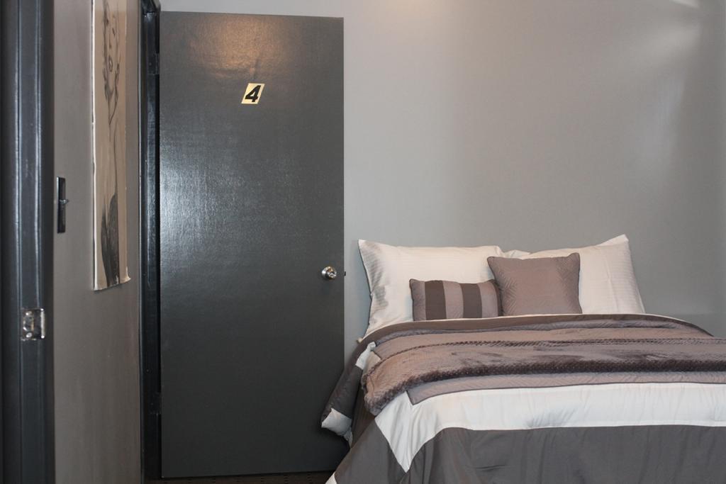 Lux Rooms Wallace Rum bild